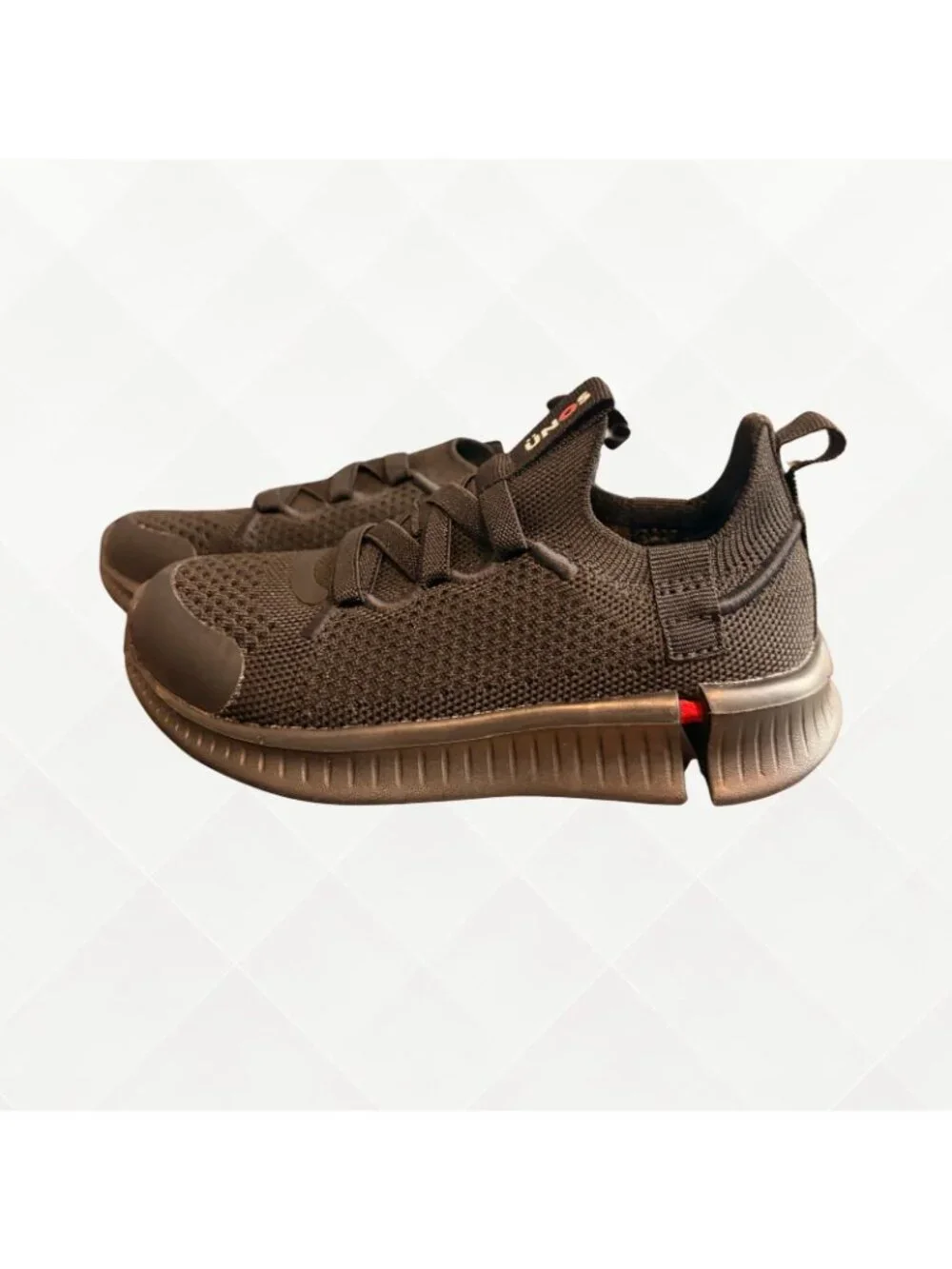 ÜNOS by SZ Kids Sneakers • 3 • Black • NWT • KSH-100010